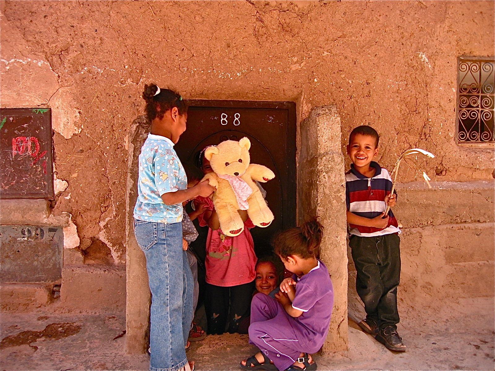Bambini. Ouarzazate (Marocco), Maggio 2003
